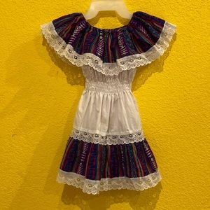 3 to 5 years of age girls 5 de Mayo dress